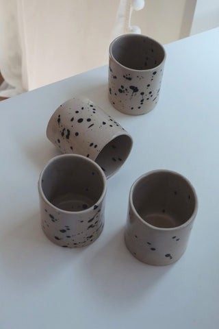 Lulu Tasse handgemacht, aus hochwertiger Keramik